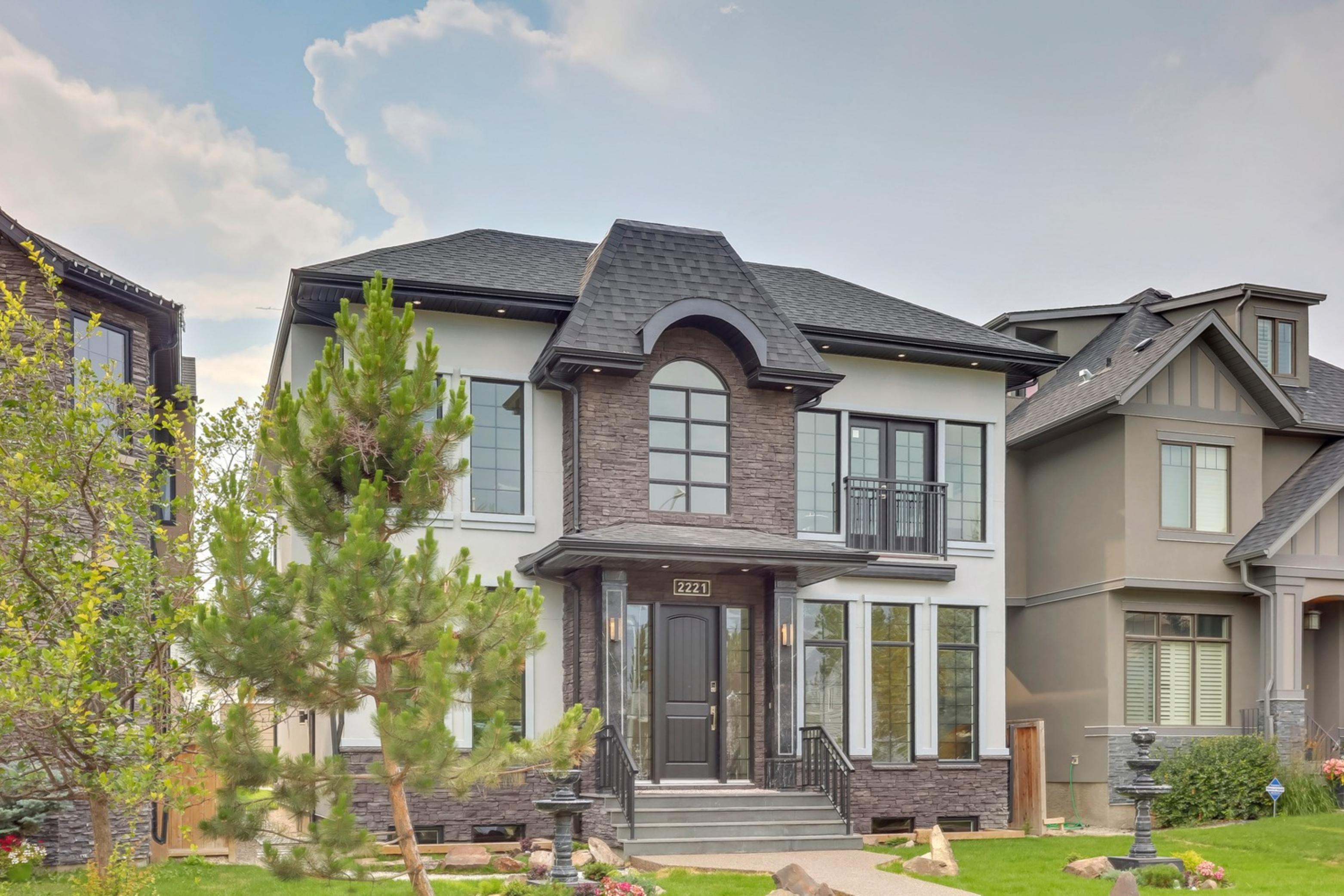 Killanery Custom Residence front exterior, Richmond, Calgary